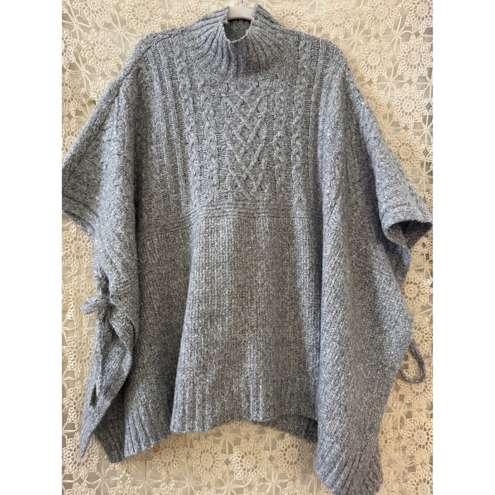 Ugg Joanna Cable Knit Poncho Sweater Sz‎ M/L